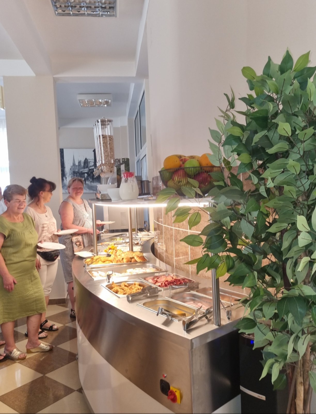 Hotel Dana sl.18